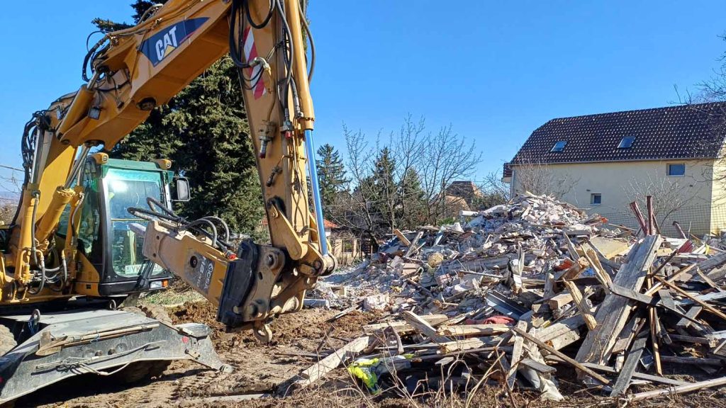 Budakalász épület bontás - 2025